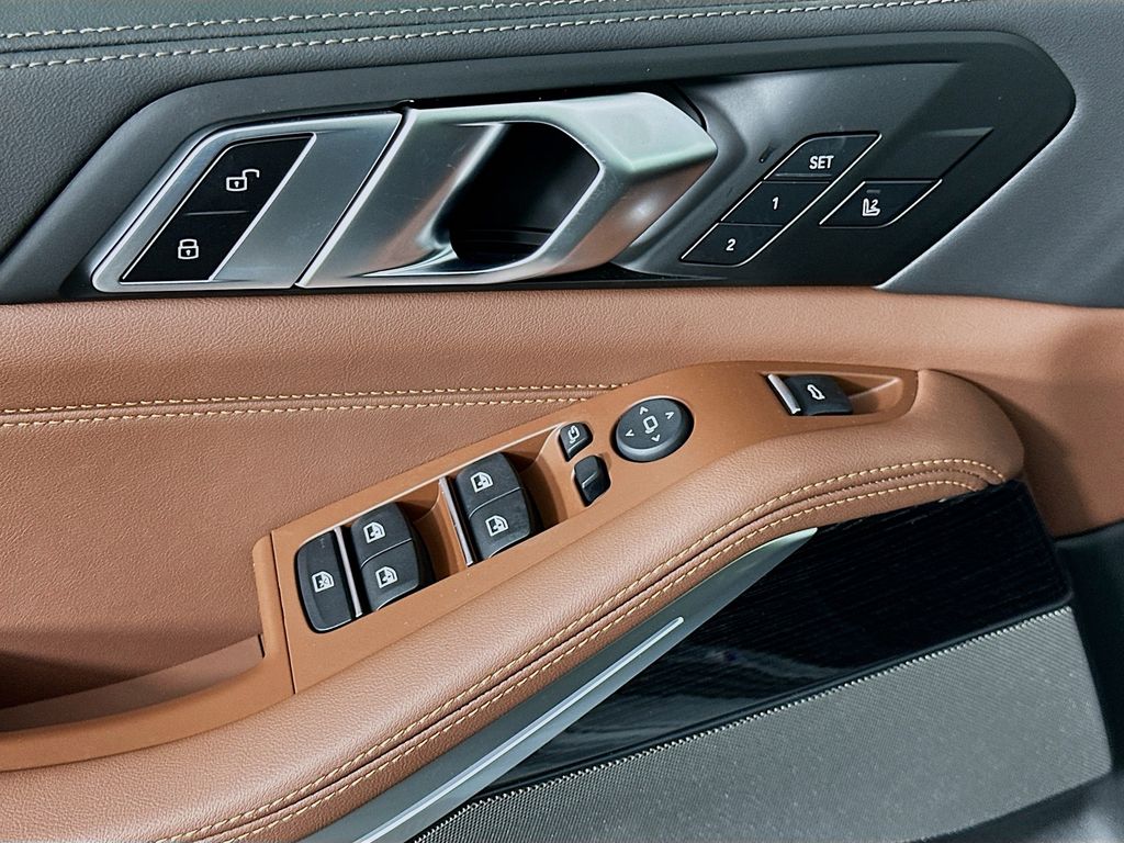 Thumbnail: 2026 BMW X5 - 20