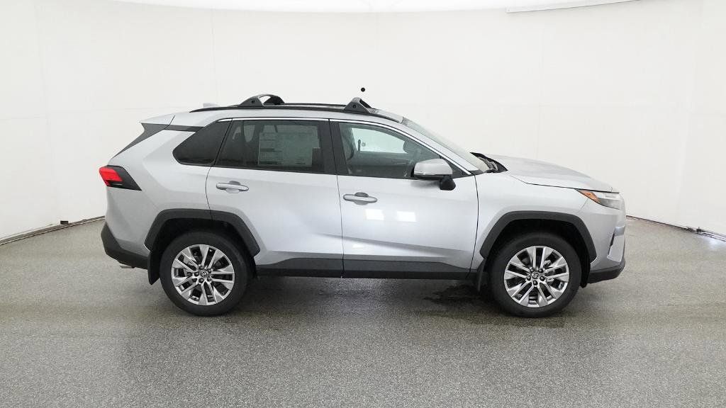 Thumbnail: 2025 Toyota RAV4 - 14