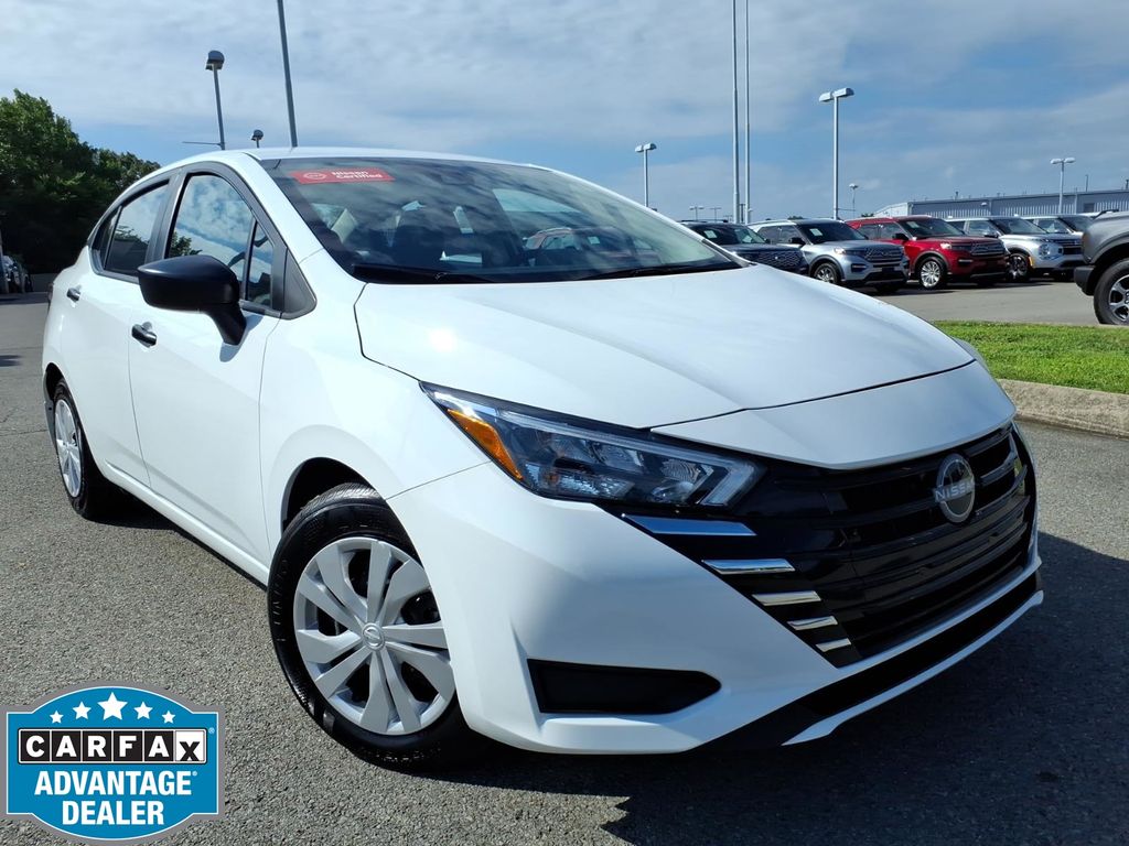 White (Fresh Powder) 2025 Nissan Versa Sedan Front-Wheel Drive Continuously Variable Transmission