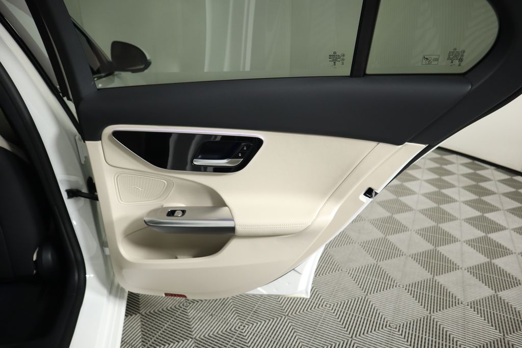 Thumbnail: 2025 Mercedes-Benz C-Class - 27