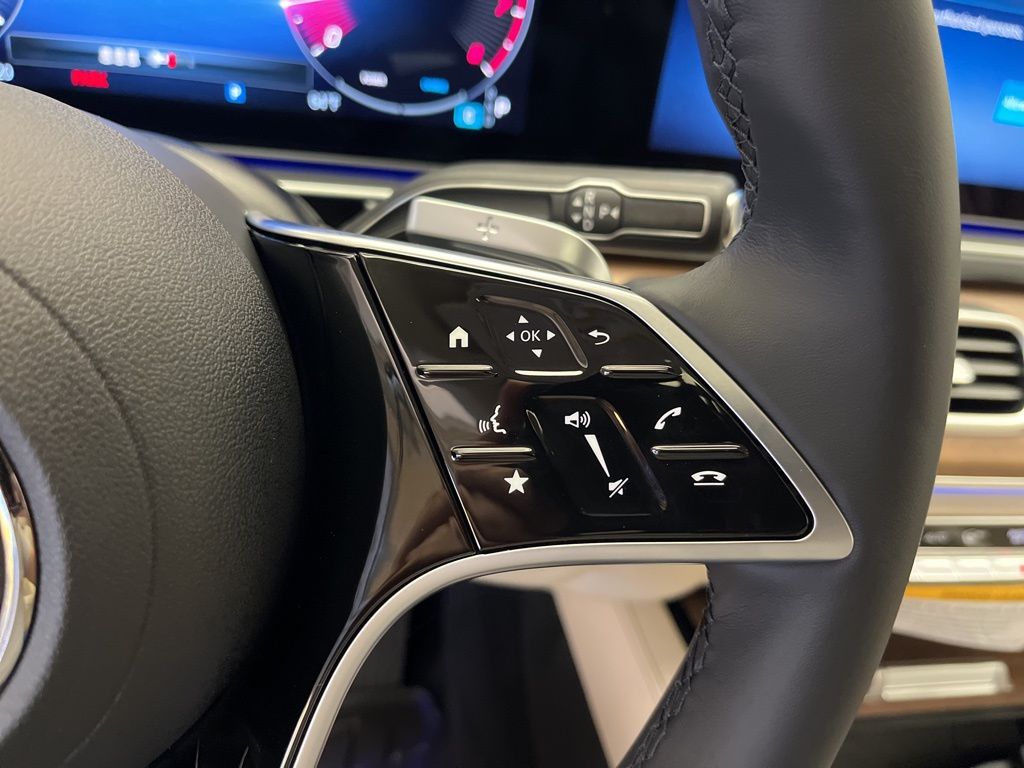 Thumbnail: 2026 Mercedes-Benz GLE - 15