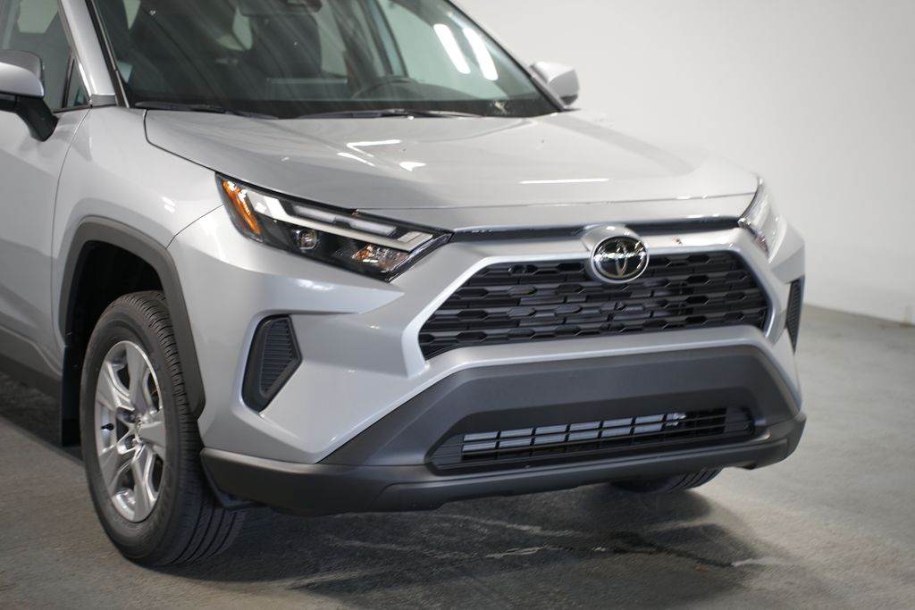 Thumbnail: 2025 Toyota RAV4 - 4