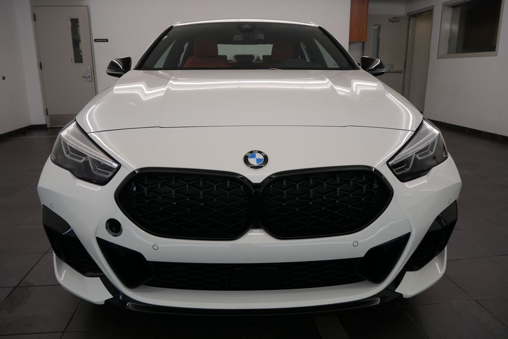 2024 BMW 2 Series M235i xDrive 9