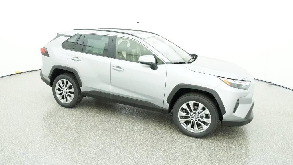 Thumbnail: 2025 Toyota RAV4 - 7