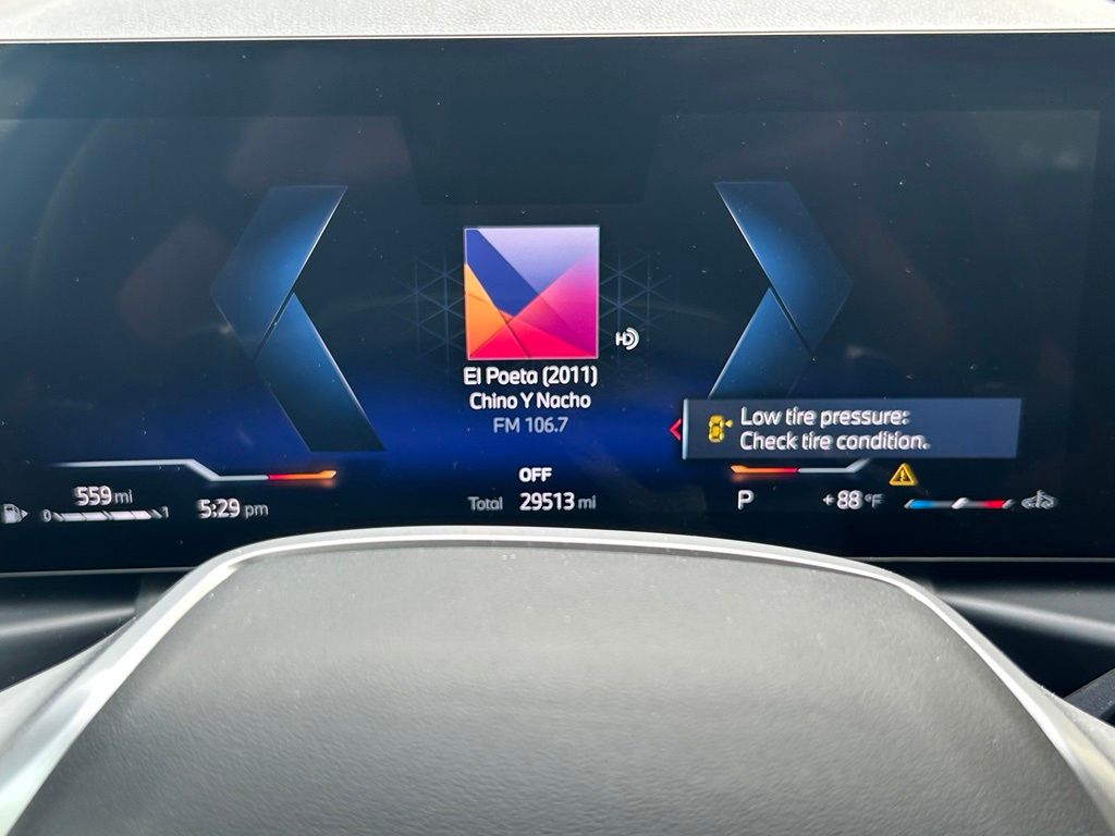 Used 2025 White BMW 330i image 19
