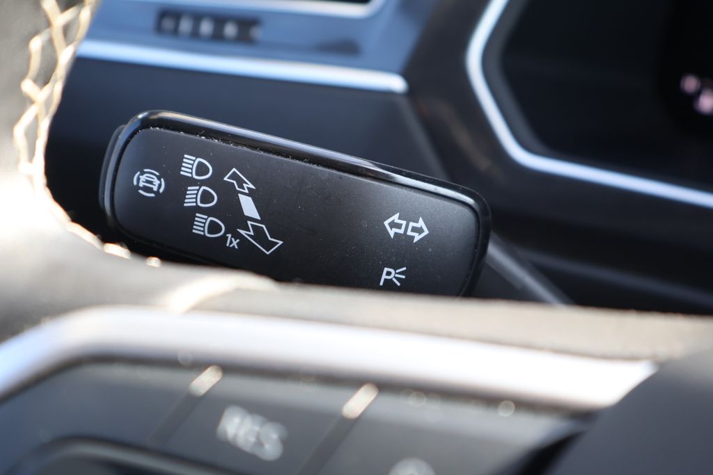 Thumbnail: 2024 Volkswagen Tiguan - 23