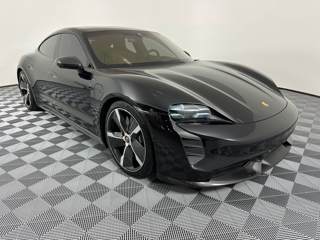 Thumbnail: 2020 Porsche Taycan - 12