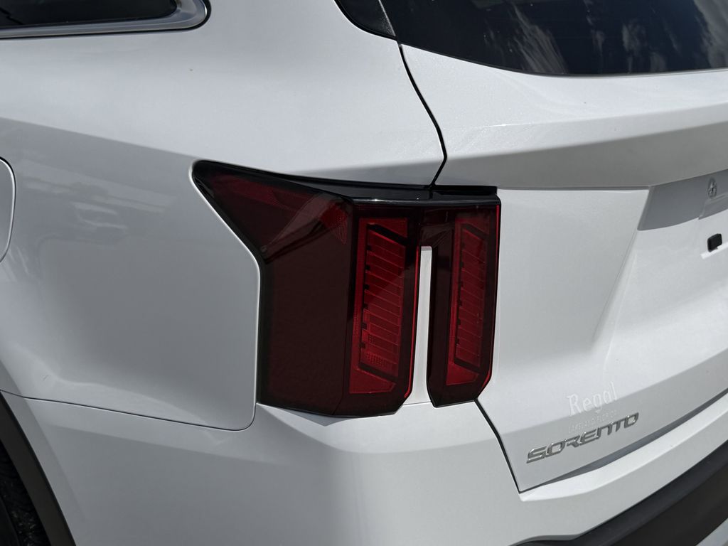 new 2026 Kia Sorento car, priced at $29,192