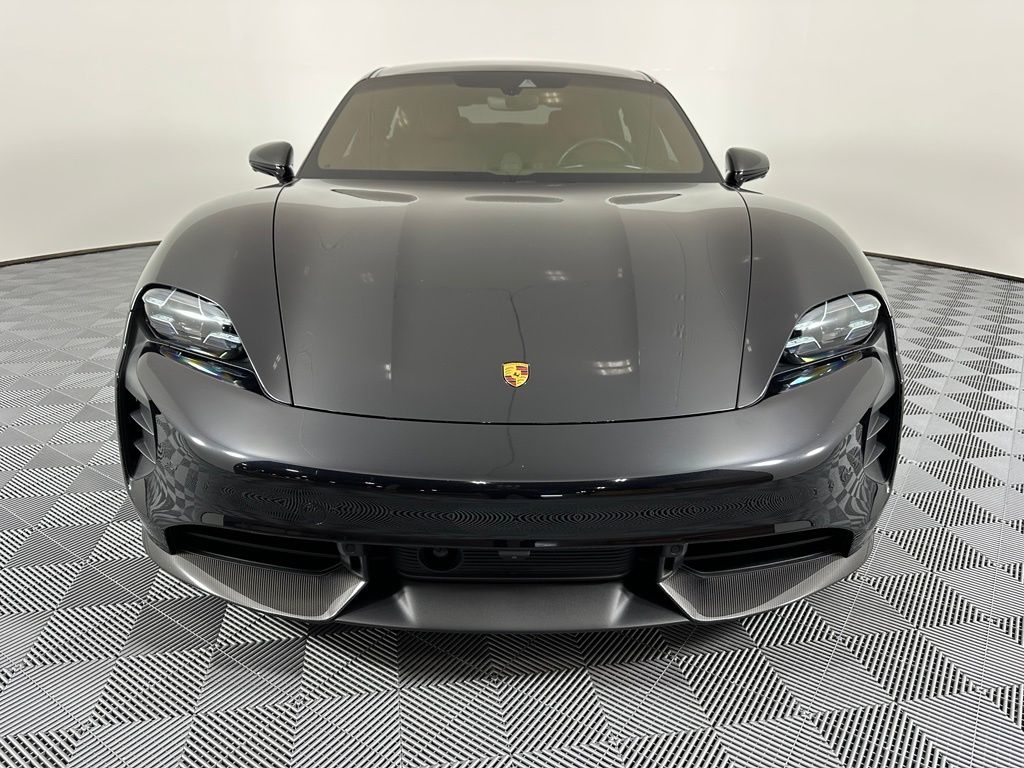 Thumbnail: 2020 Porsche Taycan - 8