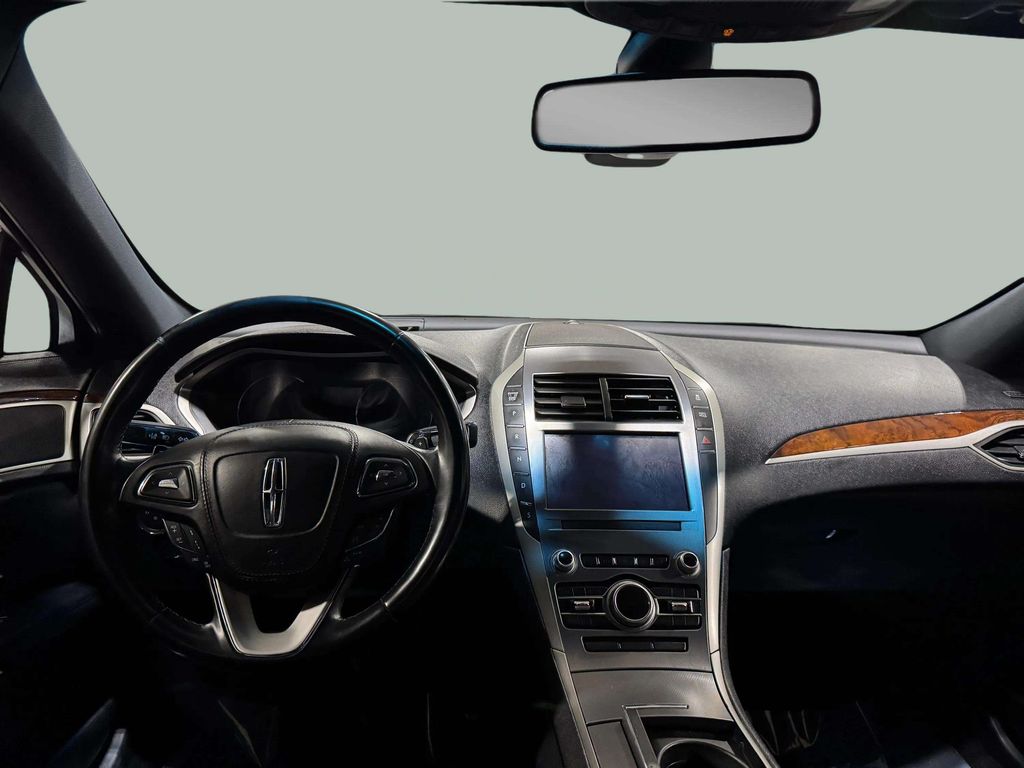 Used 2019 Ingot Silver Metallic Lincoln Reserve image 19