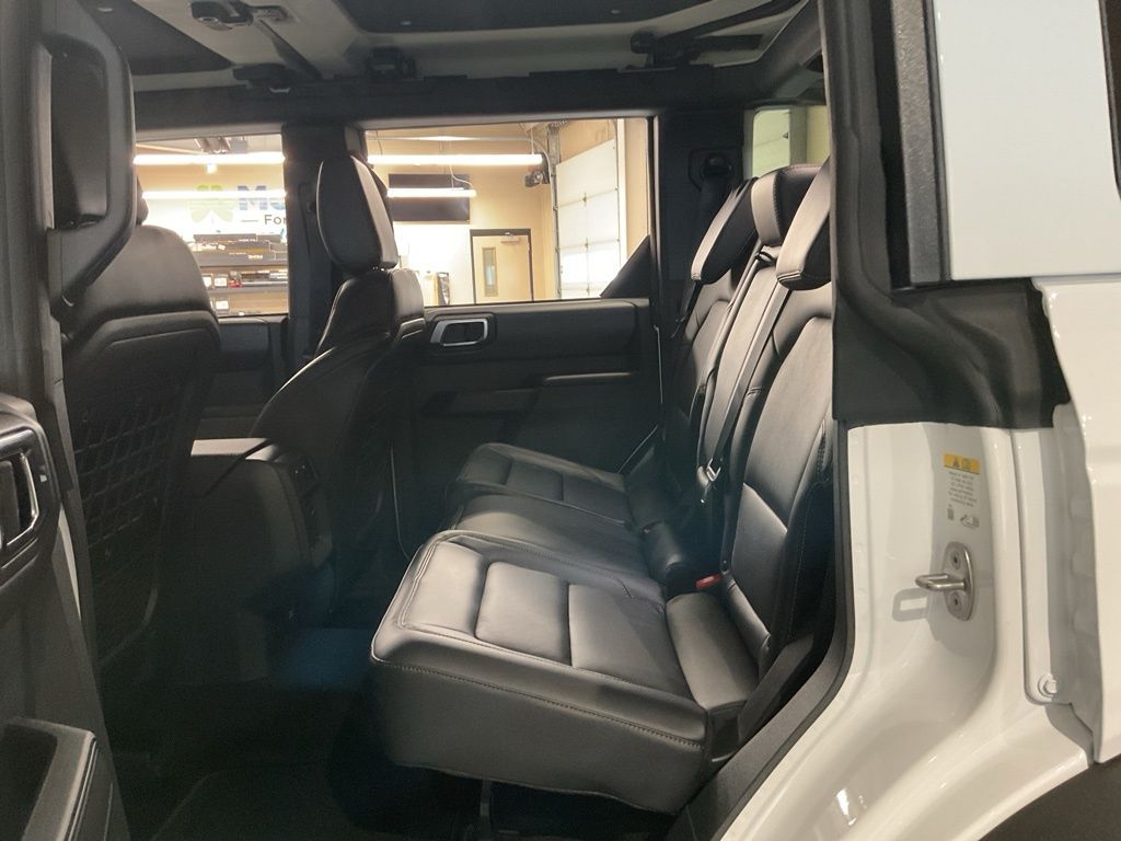 New 2025 White Ford Badlands image 19