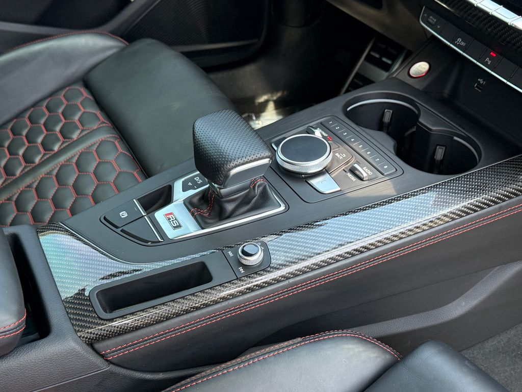 Thumbnail: 2019 Audi RS 5 - 15