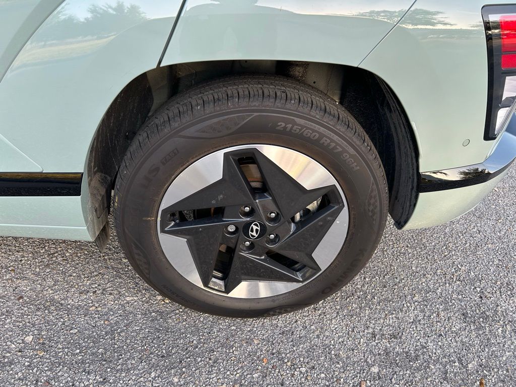 2025 Hyundai Kona Limited 8