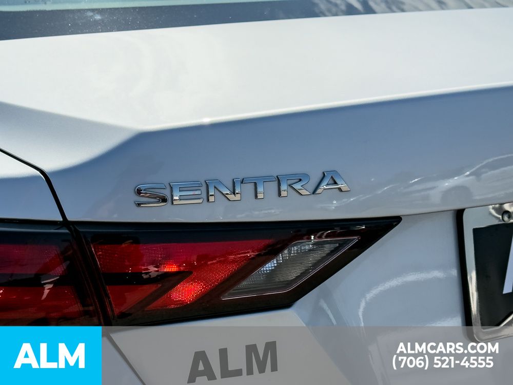 Used 2022 Silver Nissan SV image 6