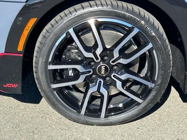 Thumbnail: 2026 MINI Cooper - 9