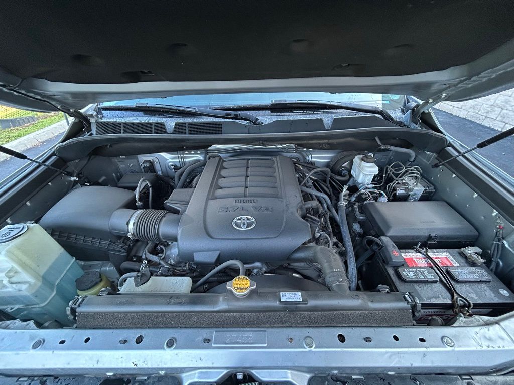 Thumbnail: 2016 Toyota Tundra - 10