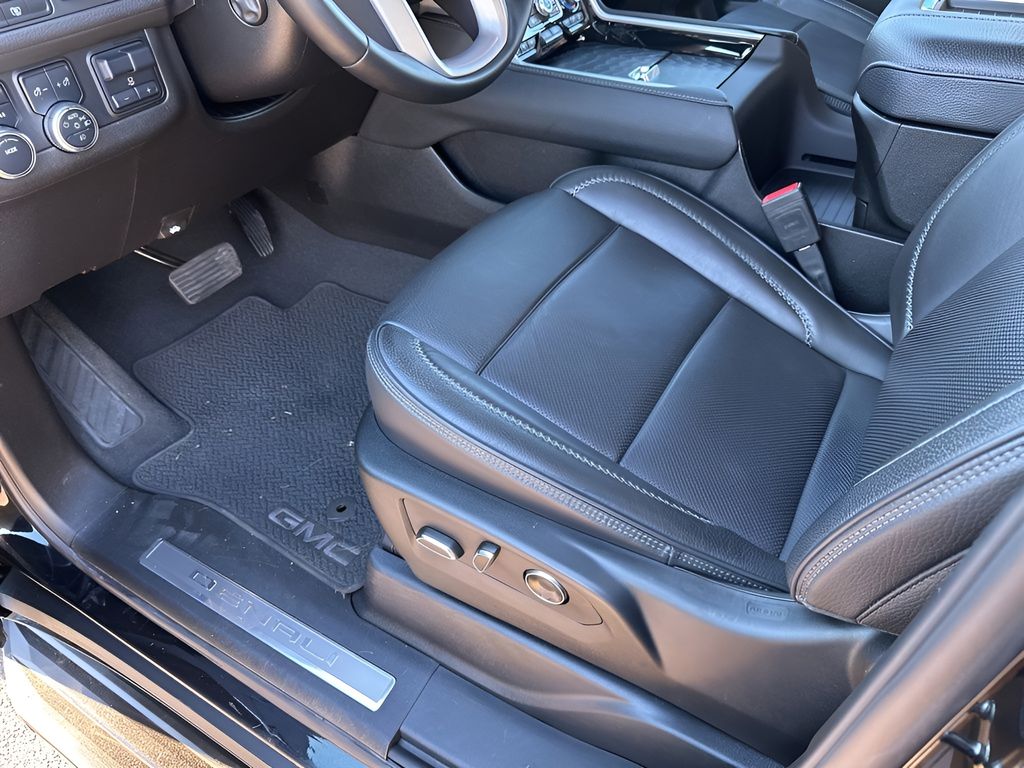 Used Car 2024 Gmc Yukon  Denali For Sale Under $70,000 In Austin, Texas