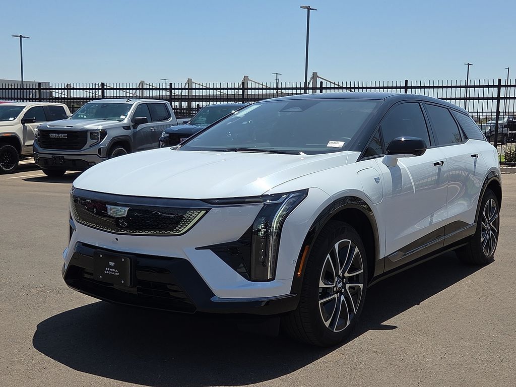 Vibrant White Tricoat 2027 Cadillac OPTIQ SUV / Crossover All-Wheel Drive 1-Speed Automatic
