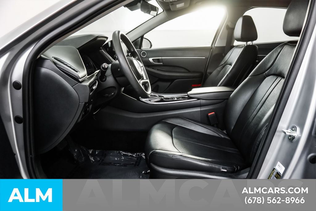 Used 2020 Silver Hyundai SEL image 16