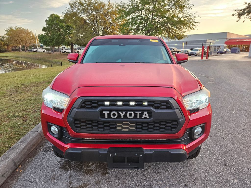 2021 Toyota Tacoma SR5 8