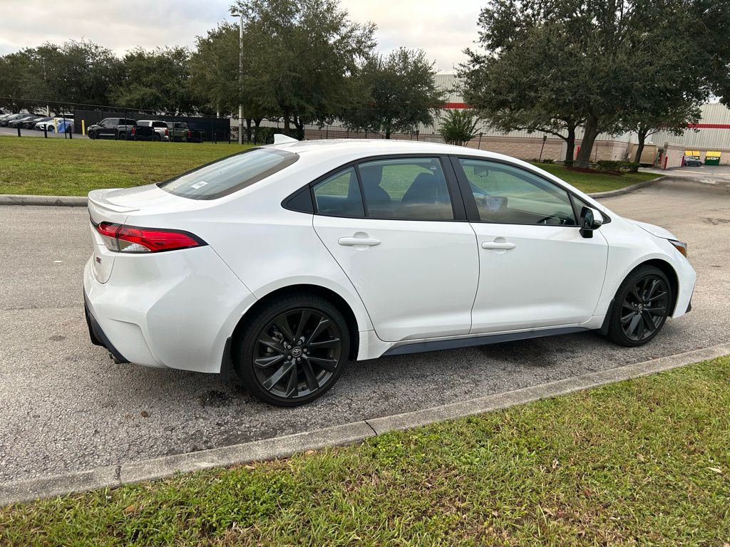 Thumbnail: 2025 Toyota Corolla - 5