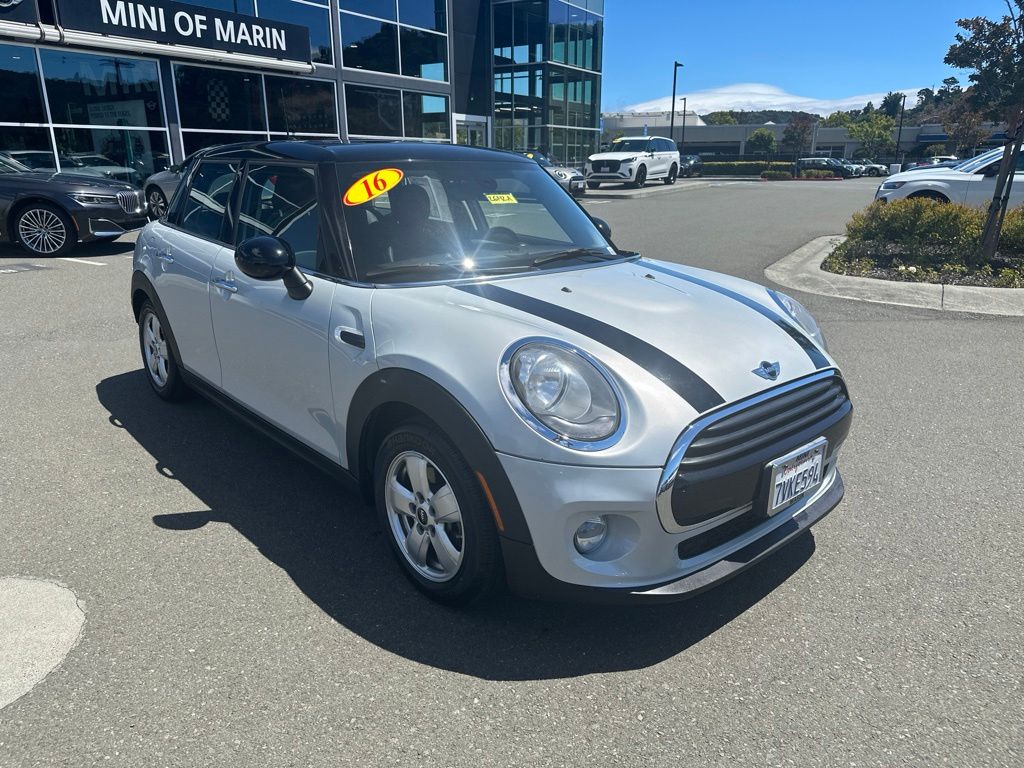 Thumbnail: 2016 MINI Cooper - 7