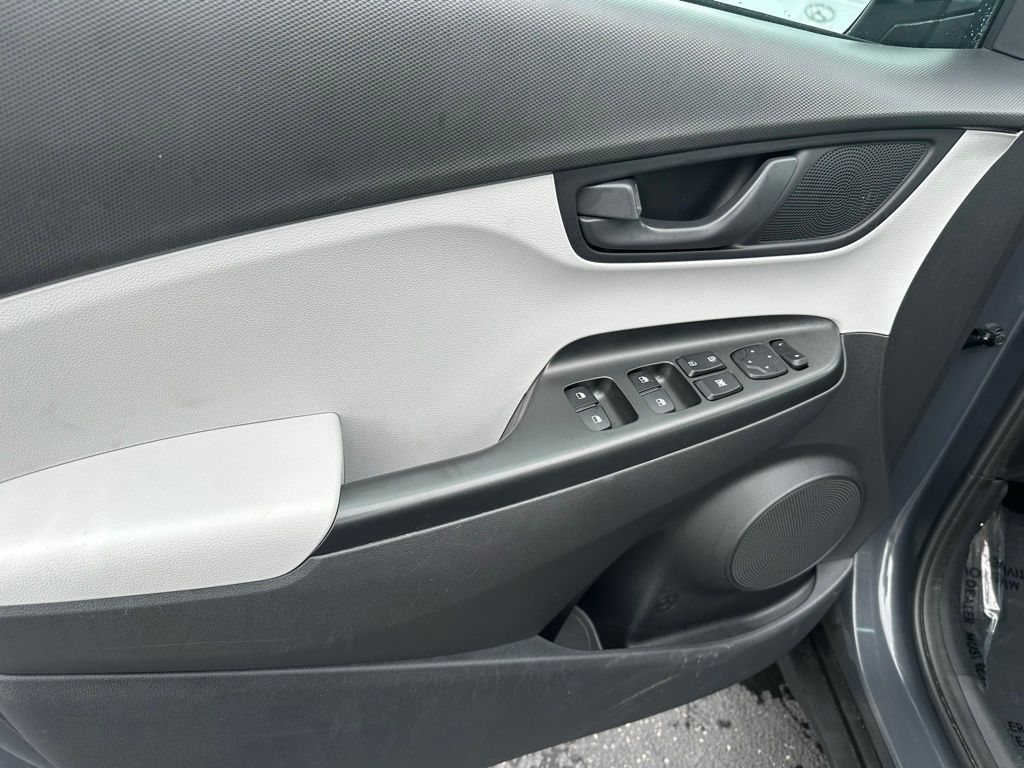 Used 2023 GRAY Hyundai SEL image 12