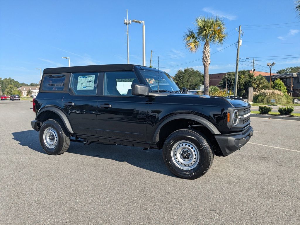 2025 Ford Bronco 