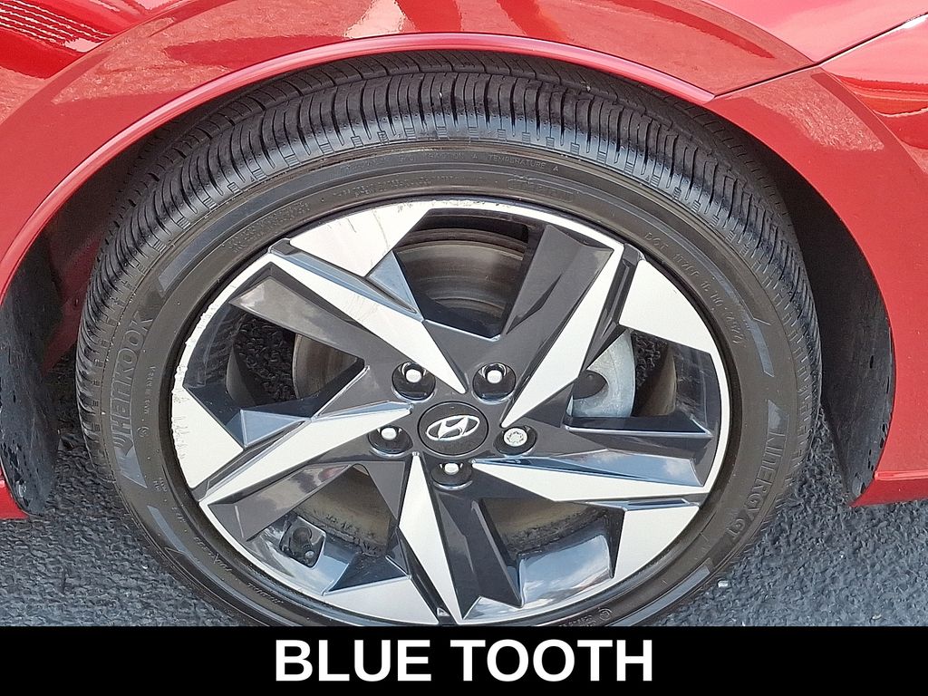 Thumbnail: 2023 Hyundai Elantra - 9
