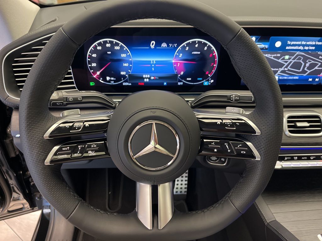 Thumbnail: 2026 Mercedes-Benz GLS - 14