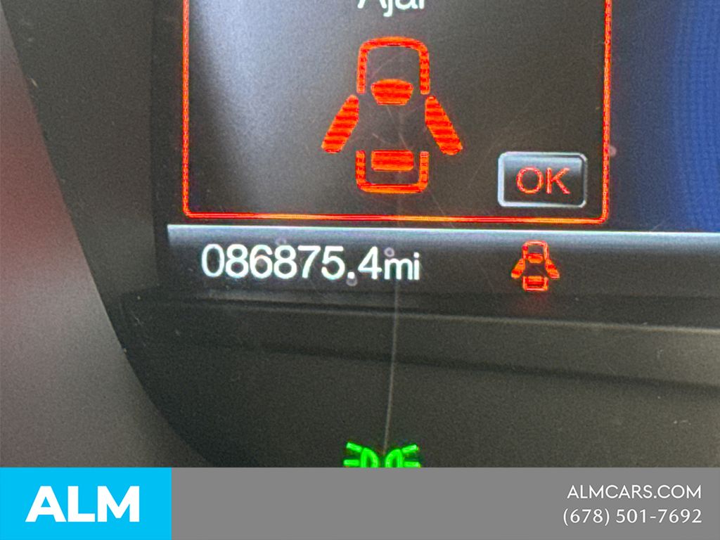 Used 2020 Red Ford SE image 30