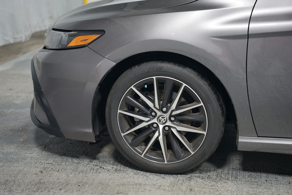 2024 Toyota Camry SE 5
