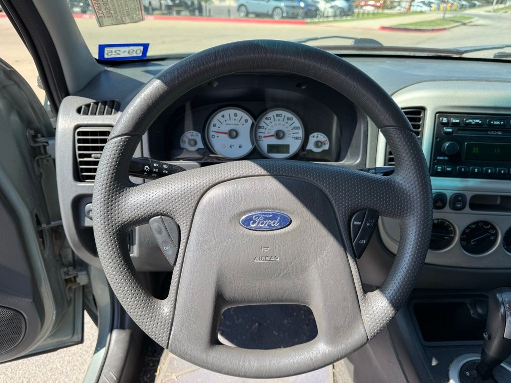Thumbnail: 2006 Ford Escape - 9