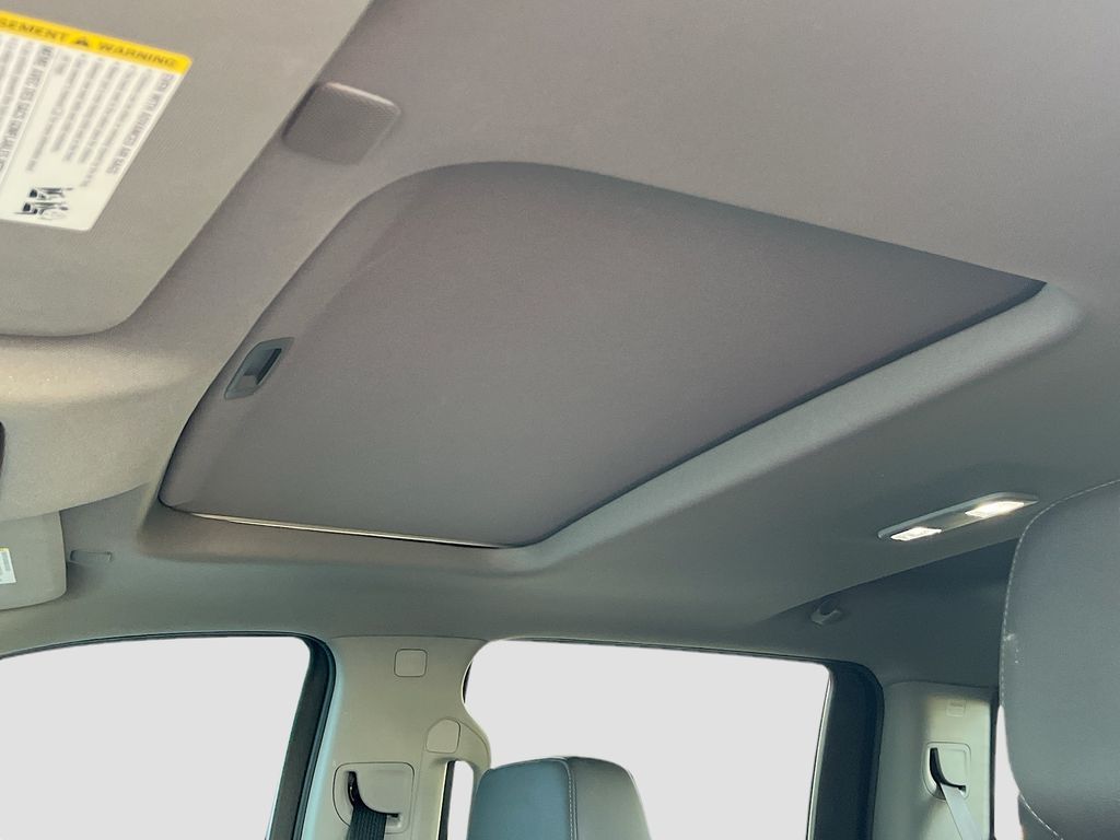2022 Chevrolet Silverado 1500 Limited LTZ - Photo 23