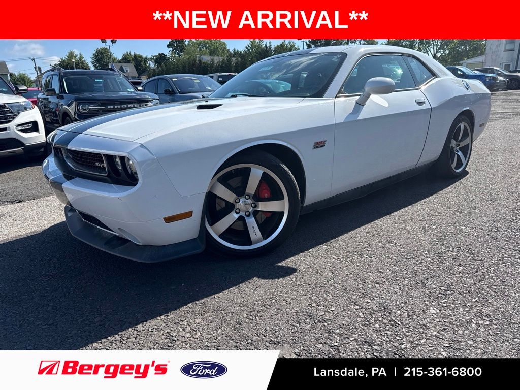 Bright White Clearcoat 2012 Dodge Challenger Coupe Rear-Wheel Drive 6-Speed Manual
