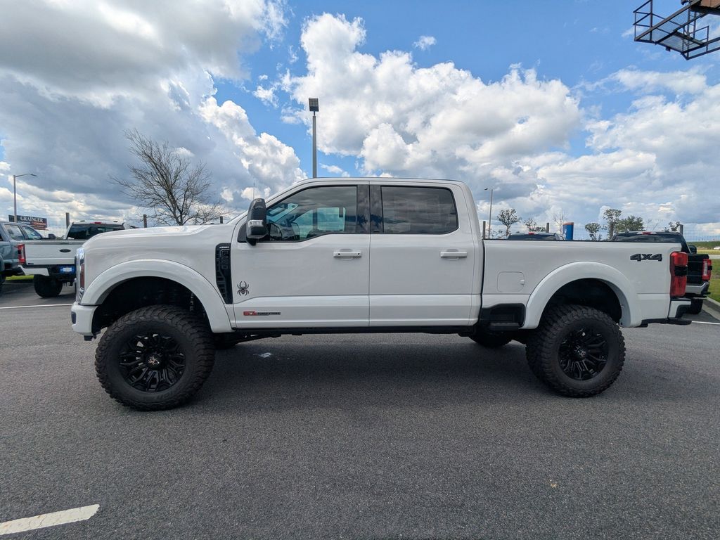 2025 Ford F-250 Black Widow