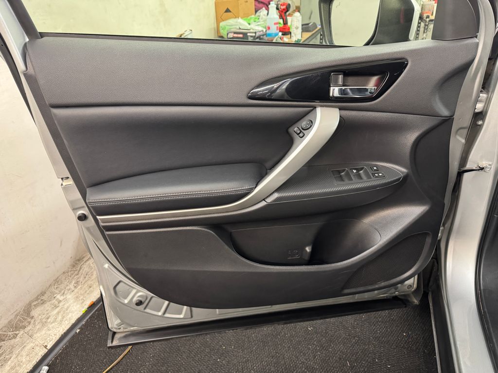 2025 Mitsubishi Eclipse Cross SE