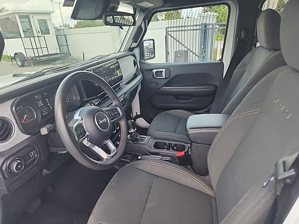 2024 White Jeep Wrangler Sahara 4X4 SUV