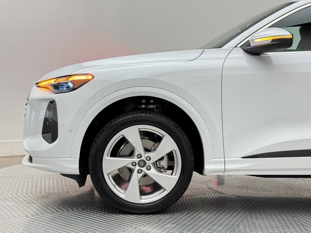 2025 Audi Q5  5