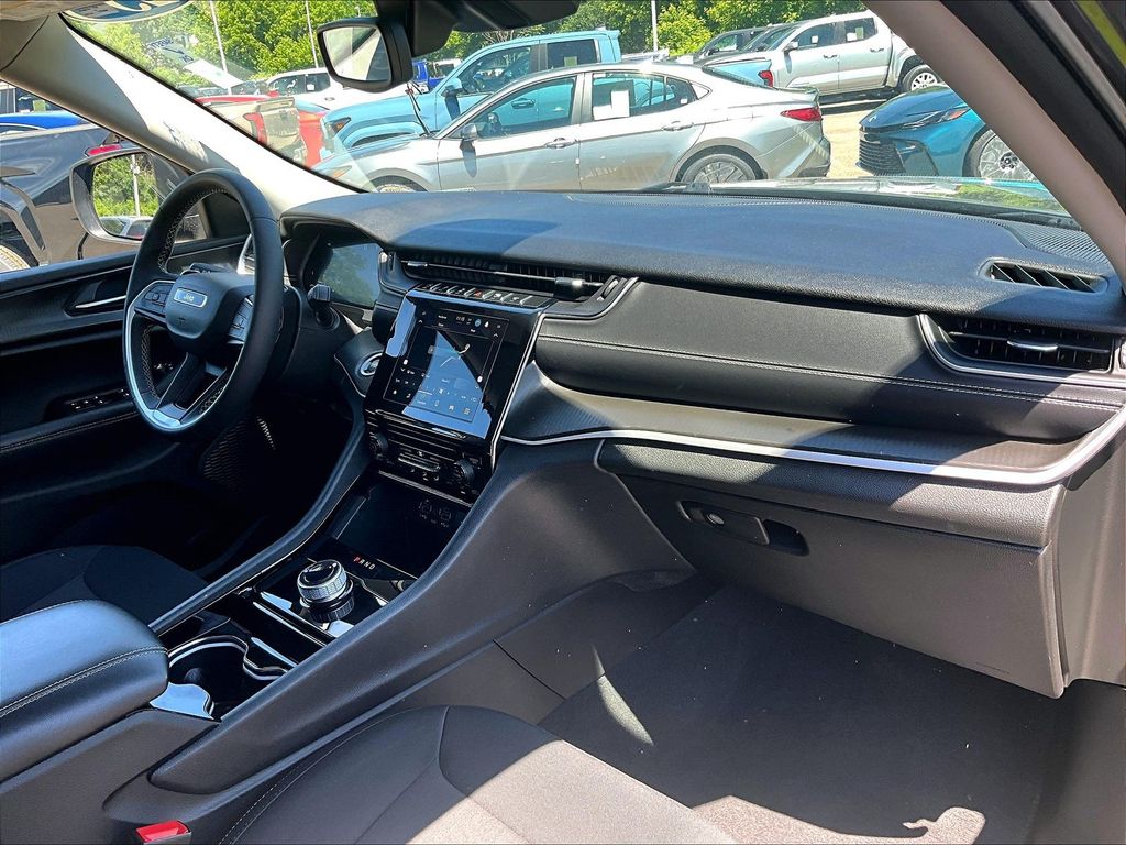 2023 Jeep Grand Cherokee L — photo 14