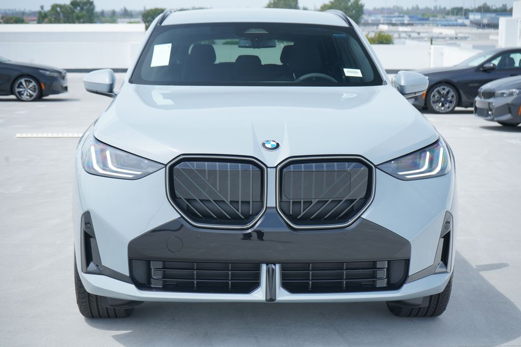 Thumbnail: 2026 BMW X3 - 2