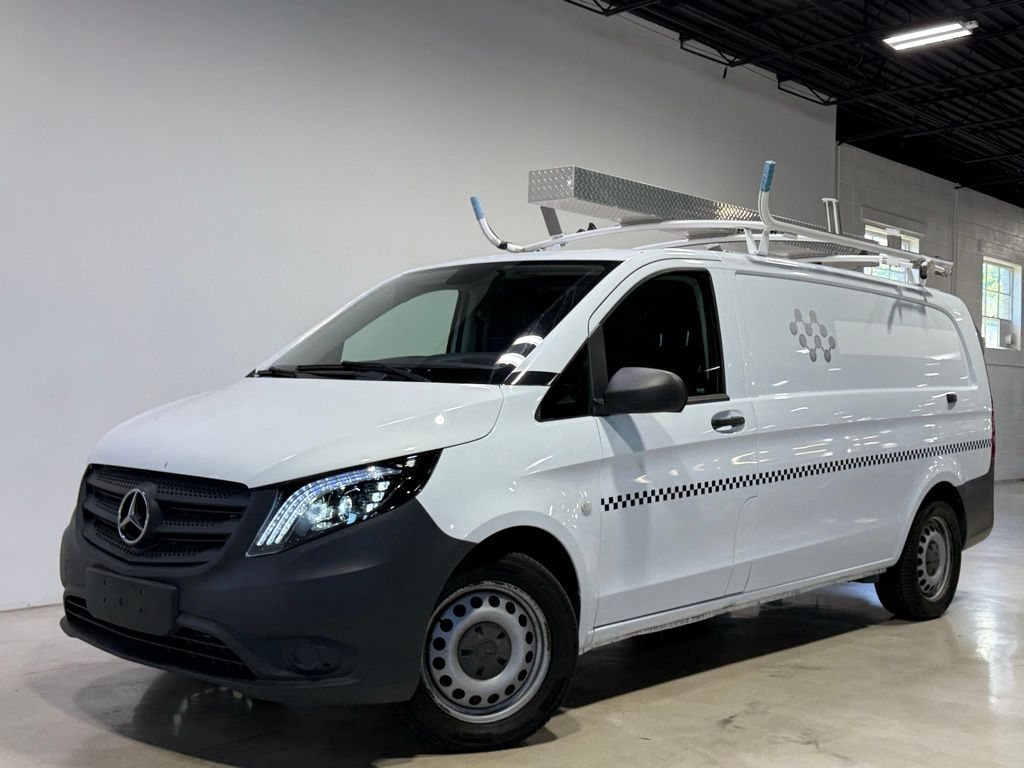 Arctic White 2019 Mercedes-Benz Metris Passenger RWD Van Rear-Wheel Drive 7-Speed Automatic