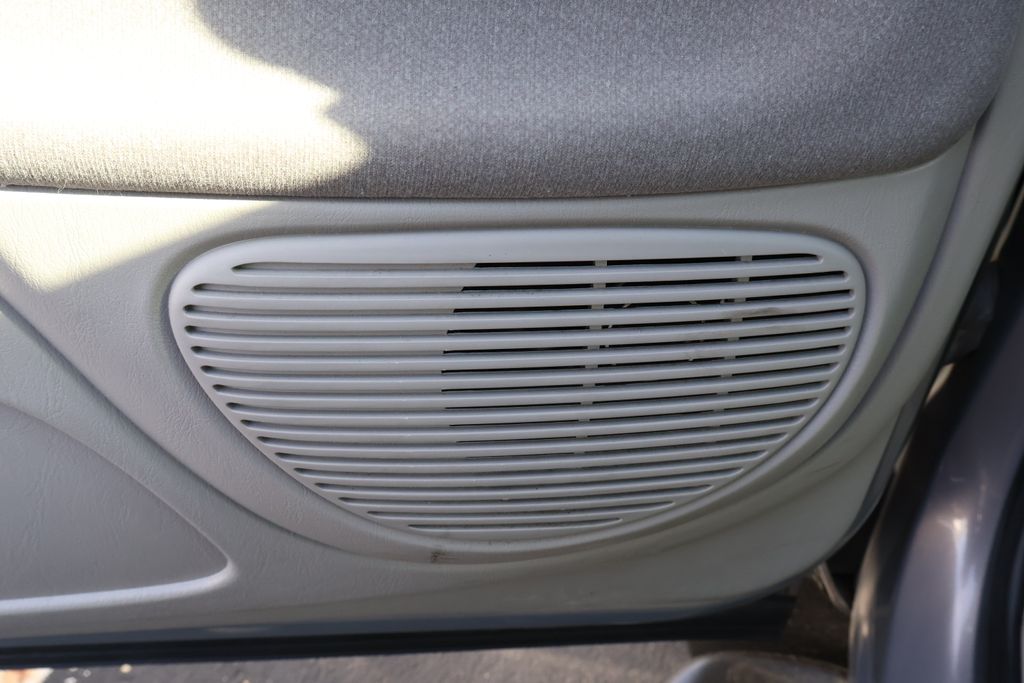2002 Toyota Tundra SR5 16