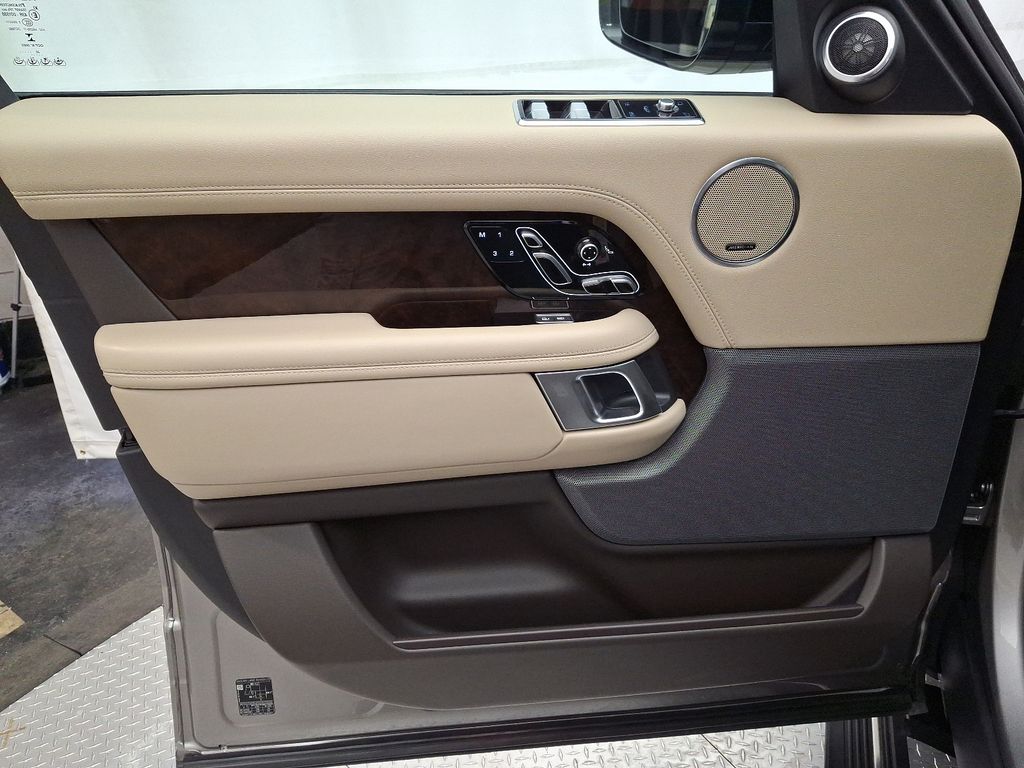 2021 Land Rover Range Rover Westminster 14