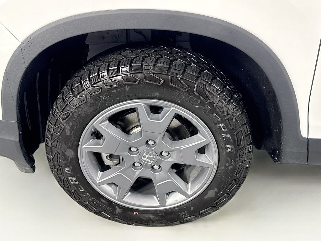 2025 Honda Passport TrailSport photo