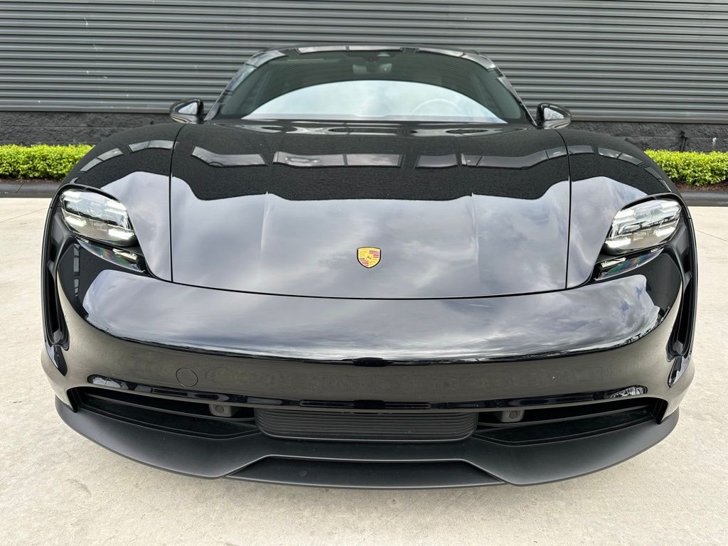 Thumbnail: 2023 Porsche Taycan - 8