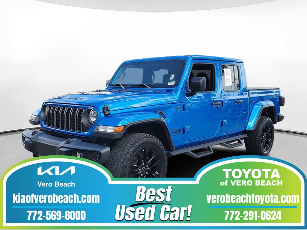 Hydro Blue Pearlcoat 2024 Jeep Gladiator Pickup Truck Four-Wheel Drive 8-Speed Automatic