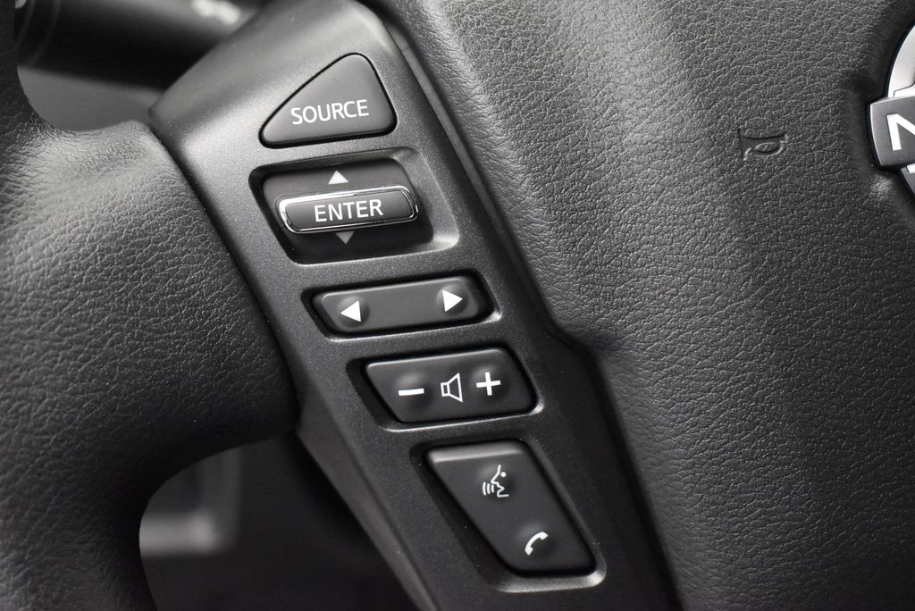 Thumbnail: 2025 Nissan Frontier - 20