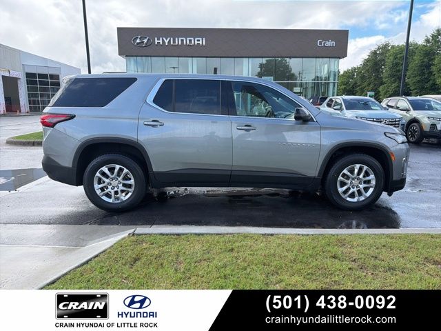 2023 Chevrolet Traverse LS AWD