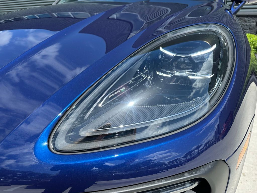 Thumbnail: 2026 Porsche Macan - 13